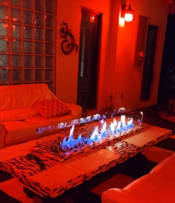 Skyhill Oasis With Hot Tub, Walk To Universal Los Angeles